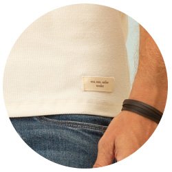 se0301409 bg0038 t shirt em malha maquinetada gola henley seeder off white 3